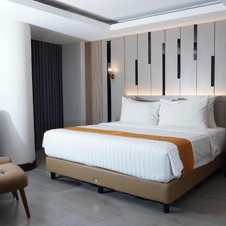 Cavinton Hotel Malioboro Yogyakarta By Tritama Hospitality Kültér fotó