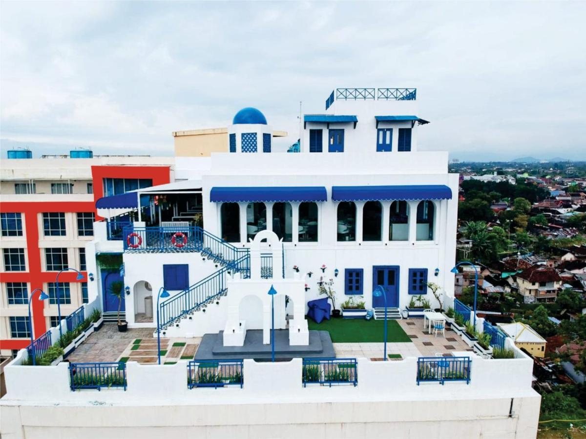 Cavinton Hotel Malioboro Yogyakarta By Tritama Hospitality Kültér fotó