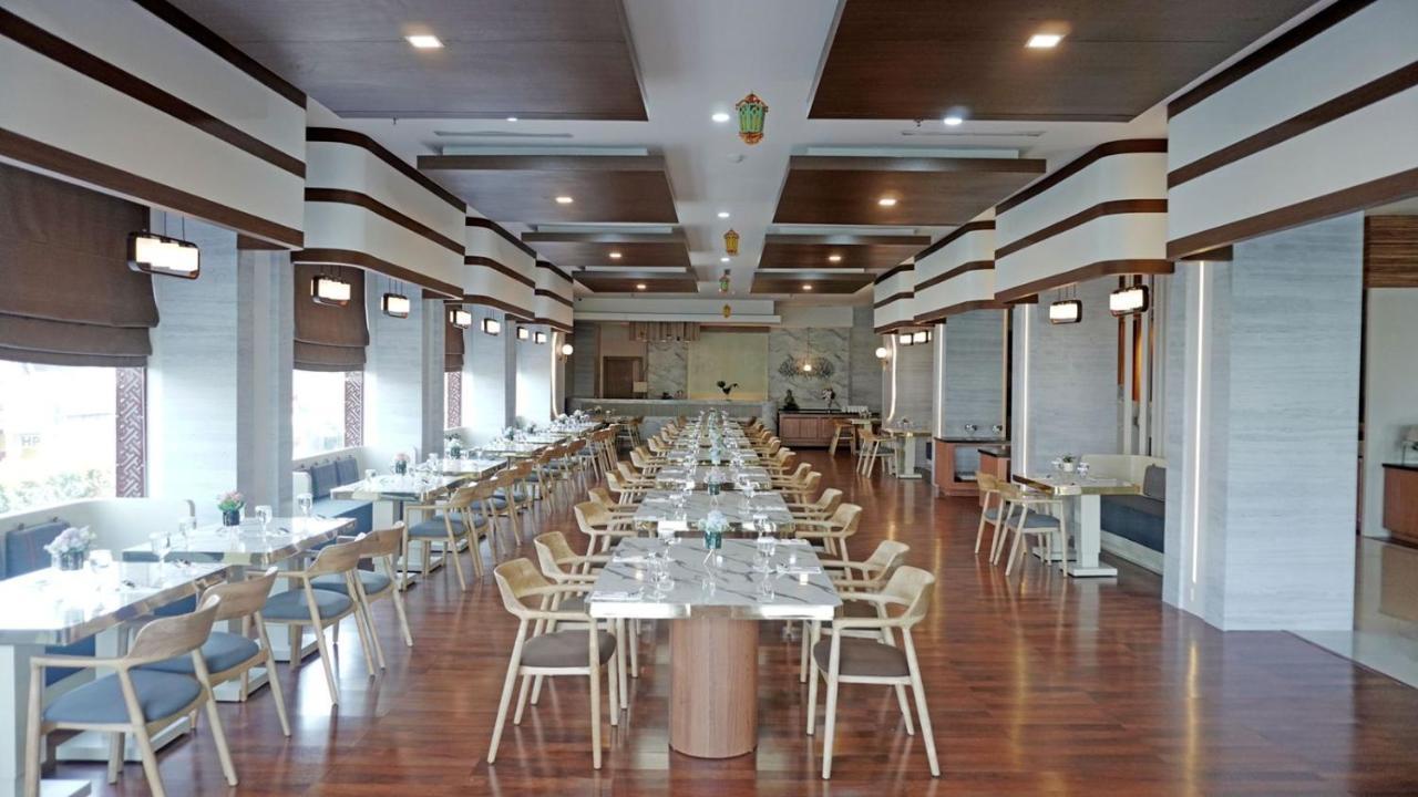 Cavinton Hotel Malioboro Yogyakarta By Tritama Hospitality Kültér fotó