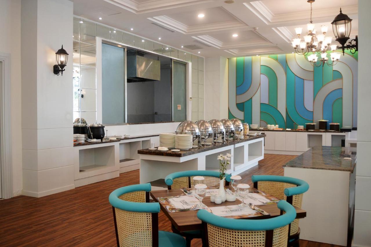 Cavinton Hotel Malioboro Yogyakarta By Tritama Hospitality Kültér fotó