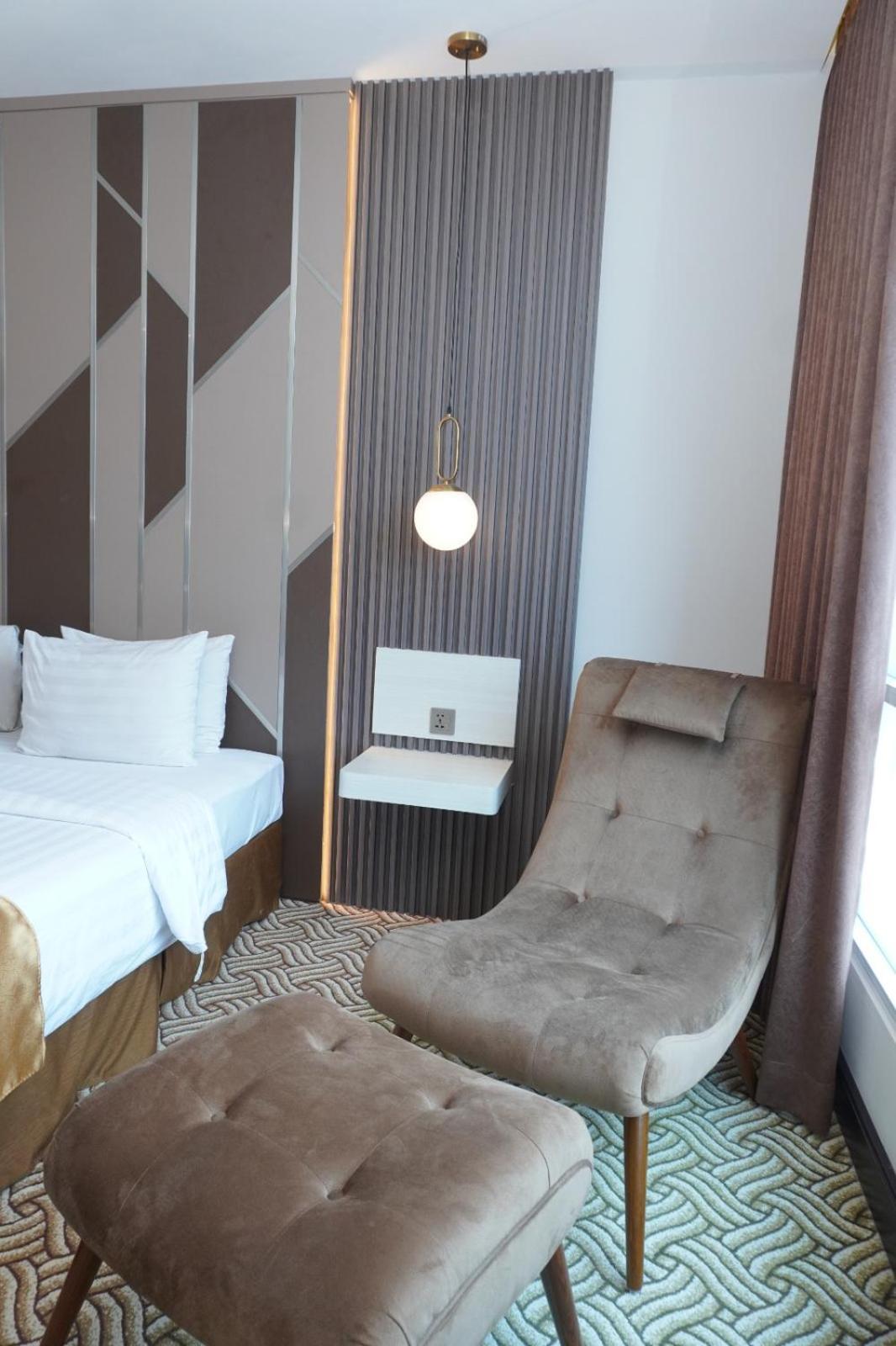 Cavinton Hotel Malioboro Yogyakarta By Tritama Hospitality Kültér fotó