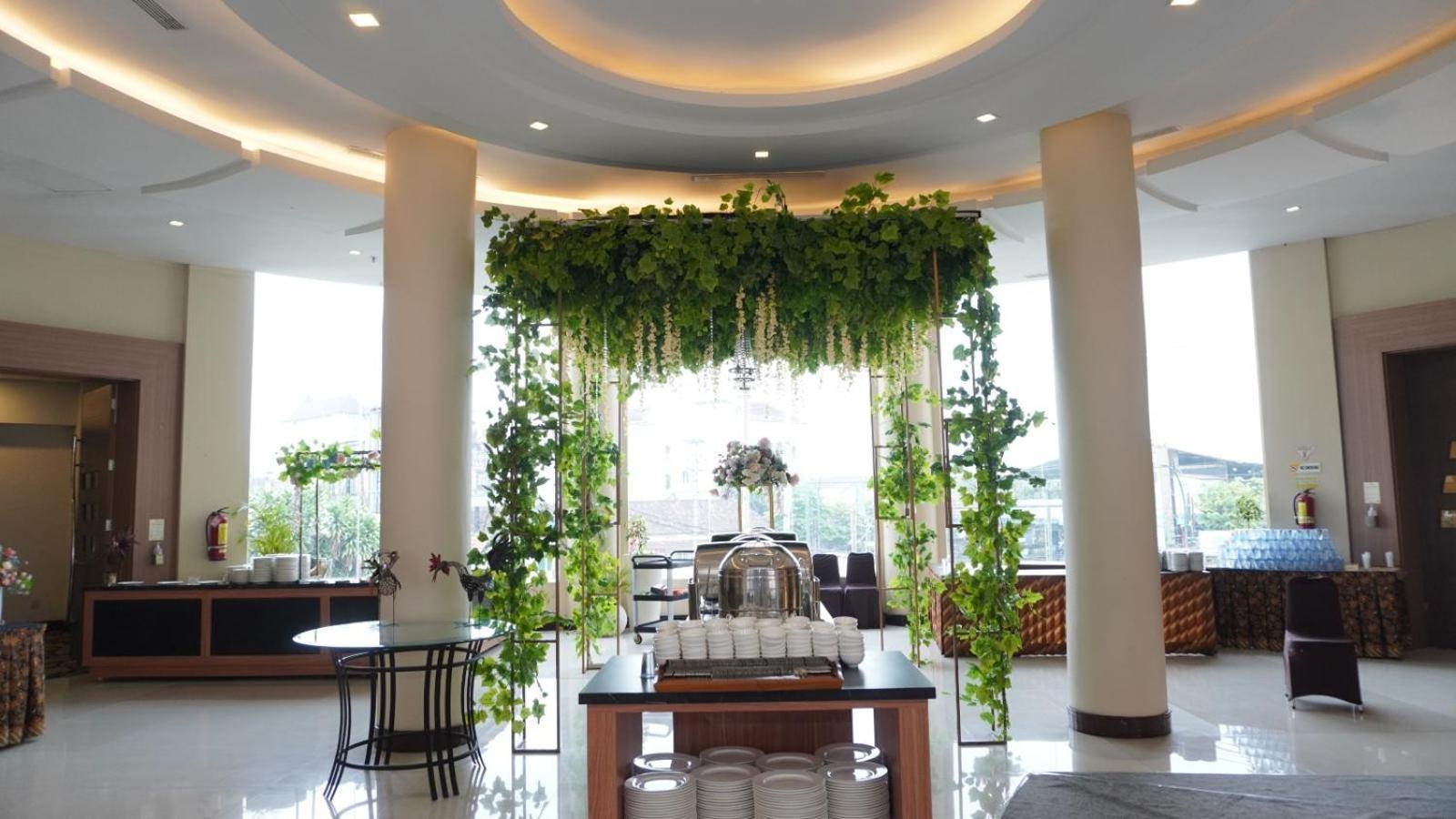 Cavinton Hotel Malioboro Yogyakarta By Tritama Hospitality Kültér fotó