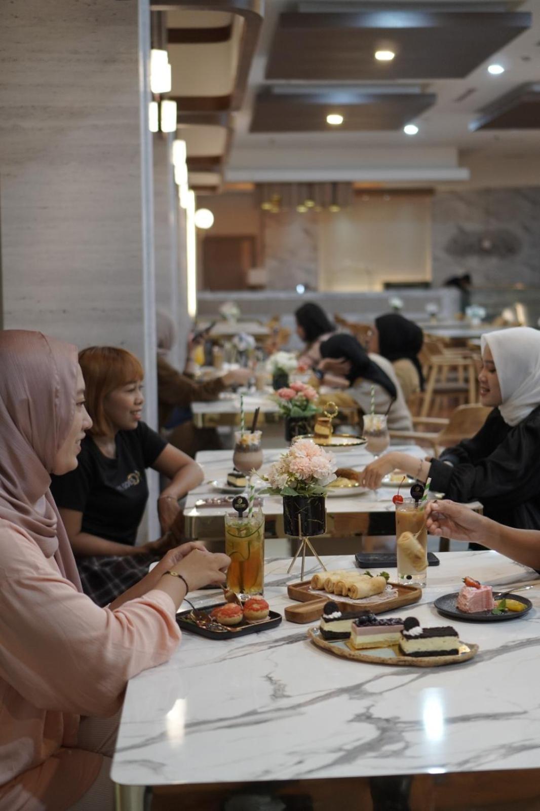 Cavinton Hotel Malioboro Yogyakarta By Tritama Hospitality Kültér fotó