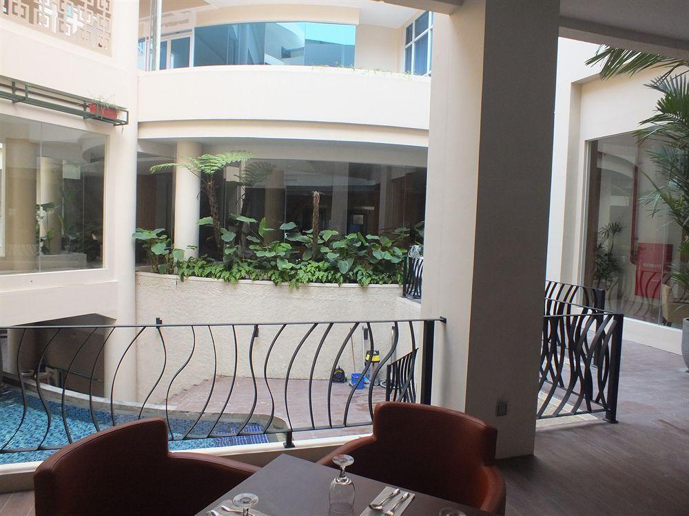 Cavinton Hotel Malioboro Yogyakarta By Tritama Hospitality Kültér fotó