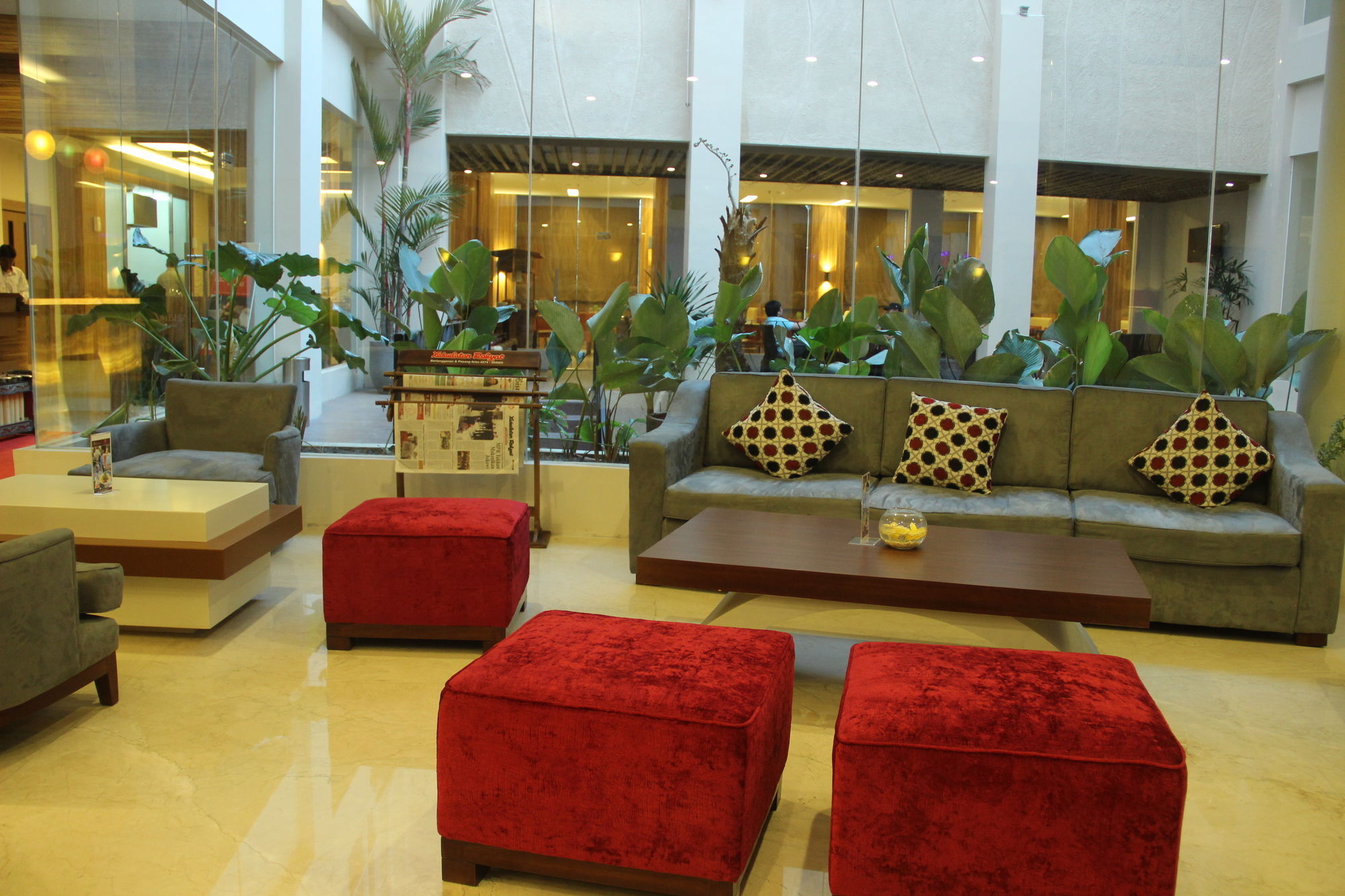 Cavinton Hotel Malioboro Yogyakarta By Tritama Hospitality Kültér fotó