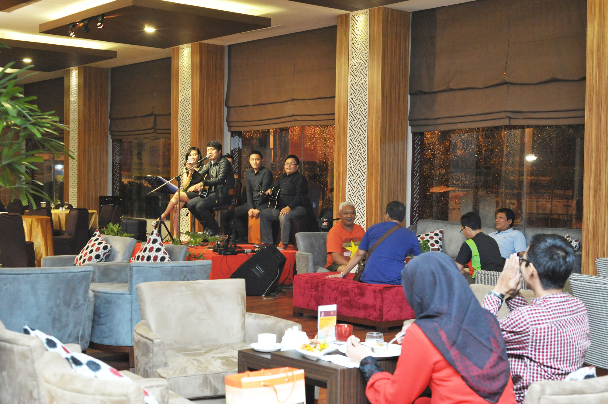 Cavinton Hotel Malioboro Yogyakarta By Tritama Hospitality Kültér fotó